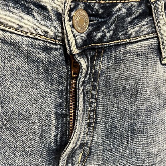 Silver Suki Capri Women’s Light Wash Jeans Size 32 - Picture 3 of 13